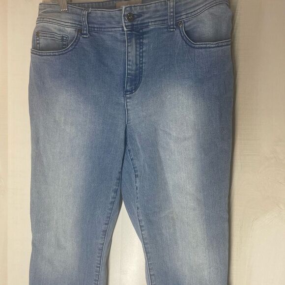 Chicos straight leg denim jeans size 1 short, size 8 - Picture 5 of 9
